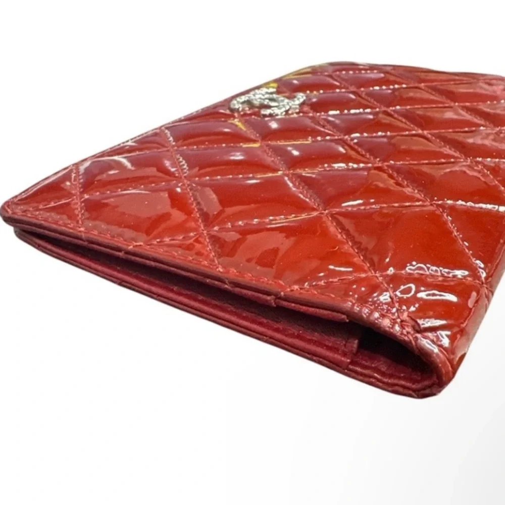 CHANEL Red Quilted Patent Leather Wallet with Silver CC Logo